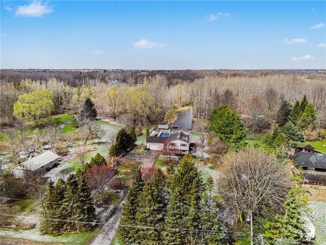 1333 Whitney Road, Ontario, NY 14519
