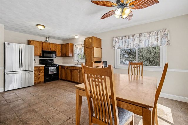 1333 Whitney Road, Ontario, NY 14519