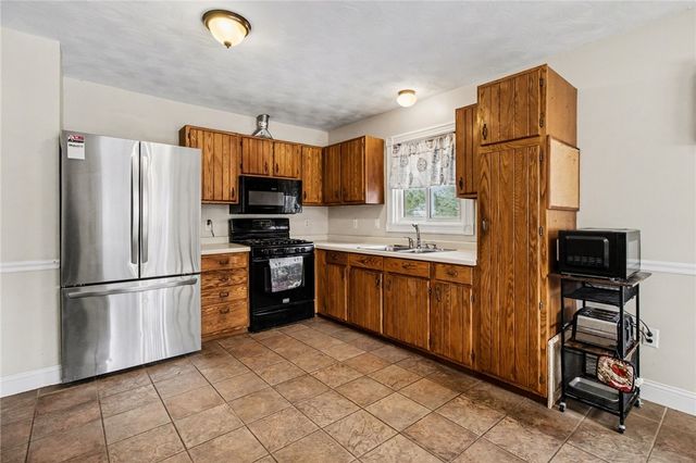 1333 Whitney Road, Ontario, NY 14519