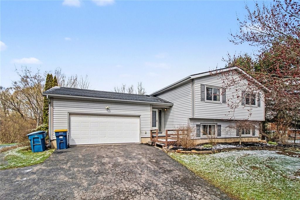1333 Whitney Road, Ontario, NY 14519