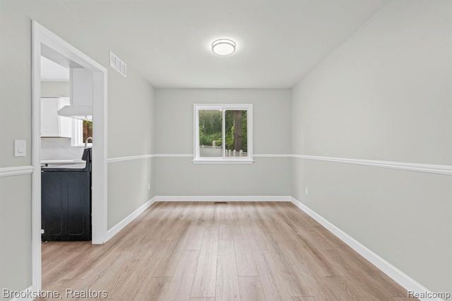 5652 Tequesta Drive, West Bloomfield, MI 48323