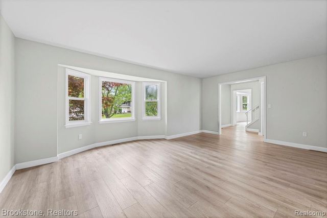 5652 Tequesta Drive, West Bloomfield, MI 48323