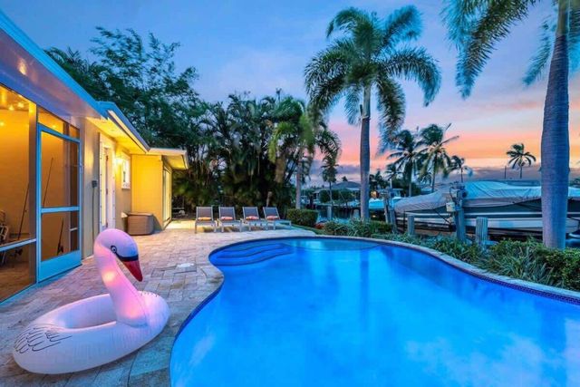 720 SE 5 Avenue, Pompano Beach, FL 33060