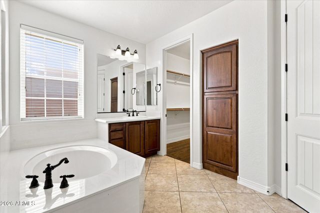 3668 E MORRISON RANCH Parkway, Gilbert, AZ 85296
