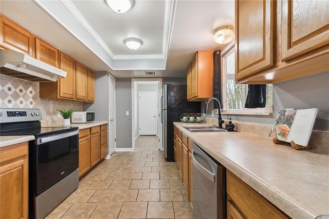 470 BONIFAY AVENUE, Orlando, FL 32825