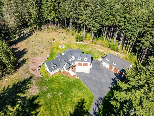 411 Five Peaks Drive, Kalama, WA 98625