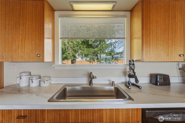 950 SE 12th Street, College Place, WA 99324