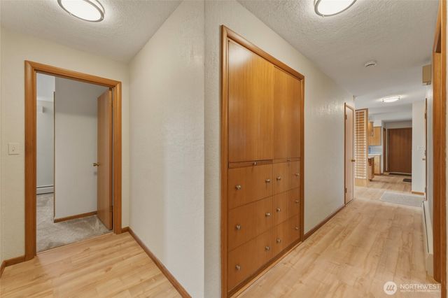 950 SE 12th Street, College Place, WA 99324