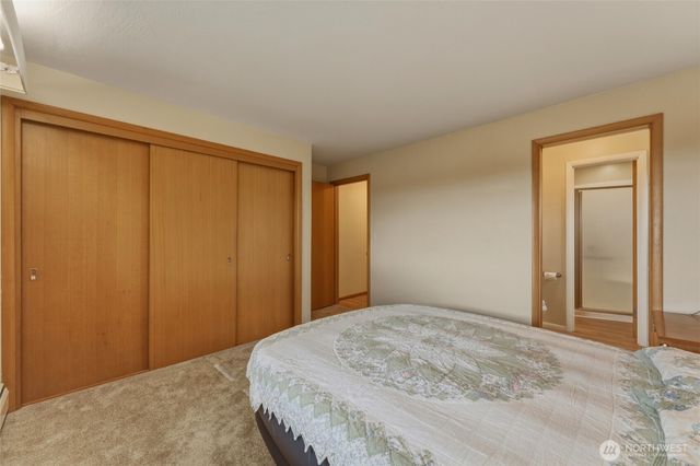 950 SE 12th Street, College Place, WA 99324