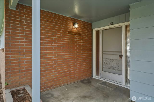 950 SE 12th Street, College Place, WA 99324