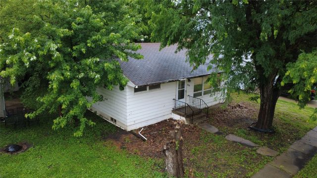 308 N Polk Street, Pleasantville, IA 50225