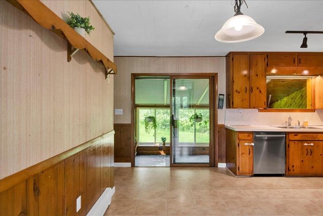204 Lawrence Road, Richmond, VT 05477