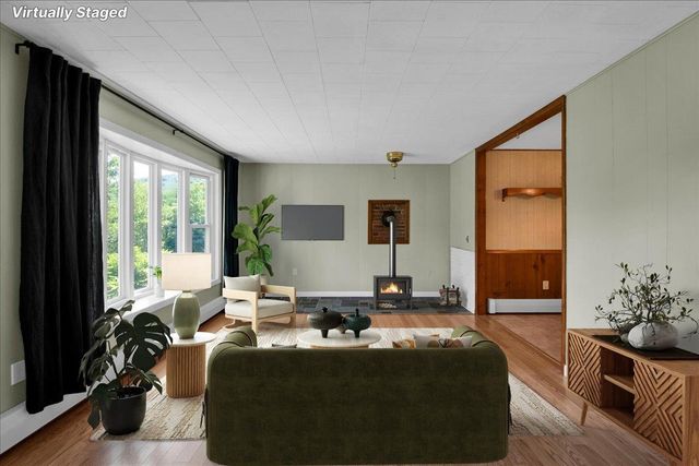 204 Lawrence Road, Richmond, VT 05477