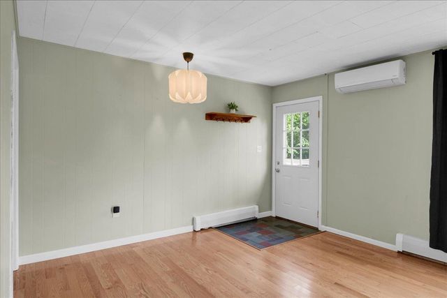 204 Lawrence Road, Richmond, VT 05477