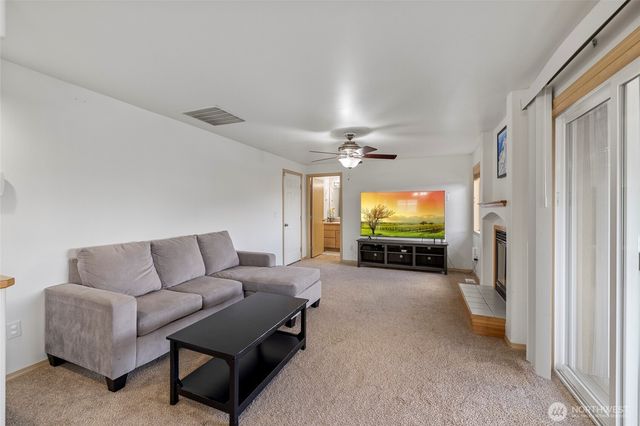 1240 Arrezo Drive, Sedro Woolley, WA 98284