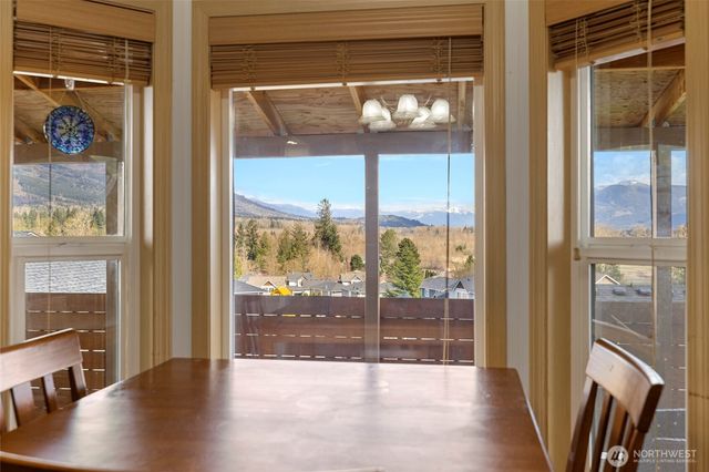 1240 Arrezo Drive, Sedro Woolley, WA 98284