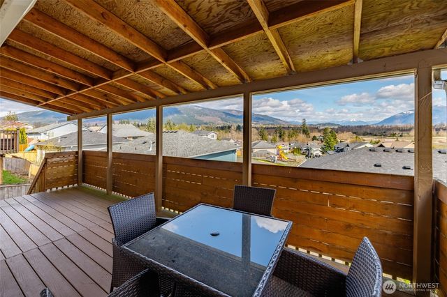 1240 Arrezo Drive, Sedro Woolley, WA 98284