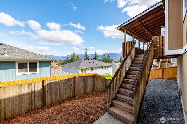 1240 Arrezo Drive, Sedro Woolley, WA 98284