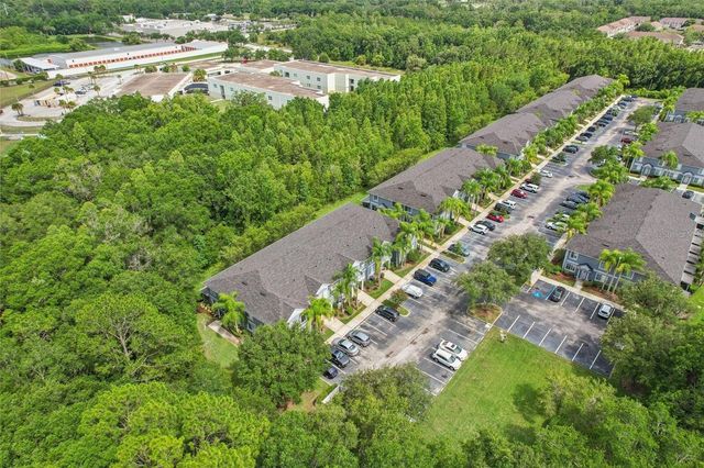 18181 PARADISE POINT DRIVE, Tampa, FL 33647