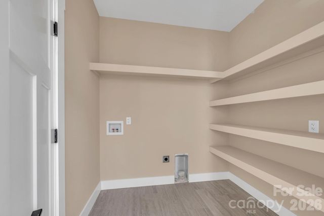 63 Abbey Lane, Hendersonville, NC 28739