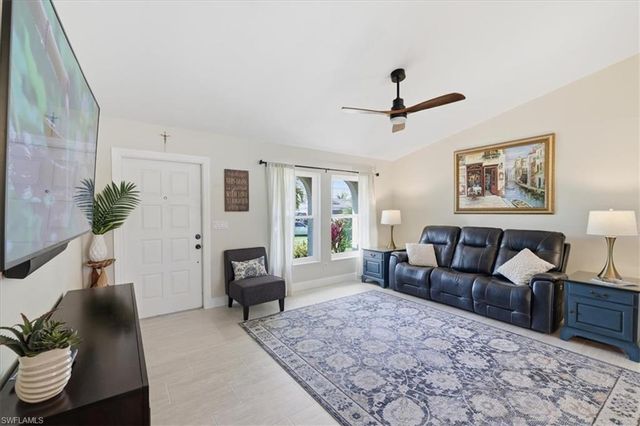 1201 SE 14th ST, Cape Coral, FL 33990