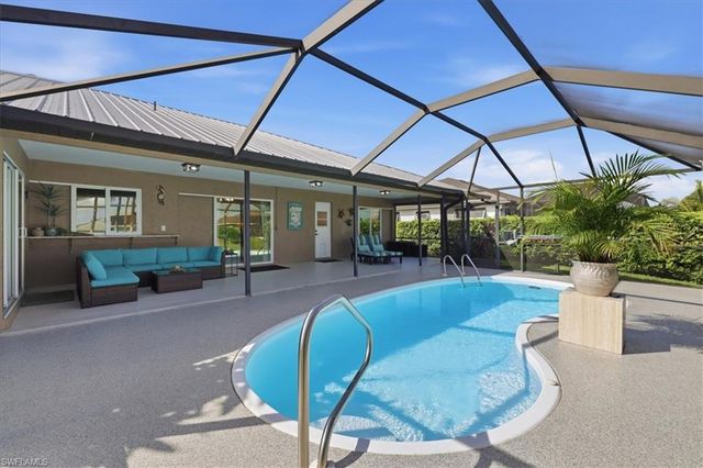 1201 SE 14th ST, Cape Coral, FL 33990