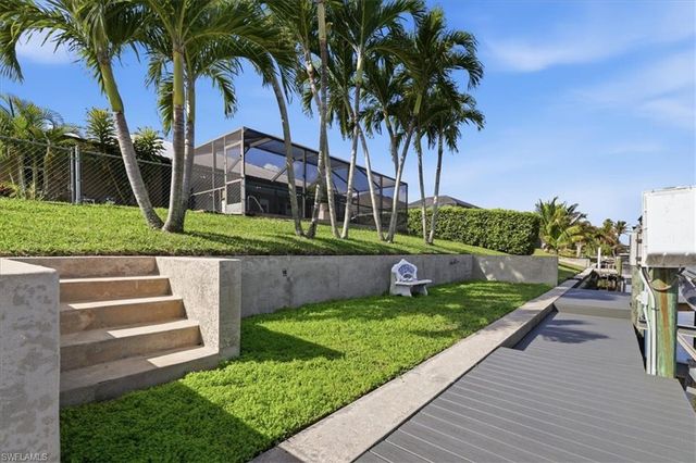 1201 SE 14th ST, Cape Coral, FL 33990