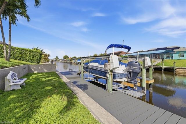 1201 SE 14th ST, Cape Coral, FL 33990