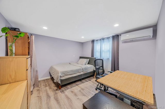 1663 Claas Avenue, Holbrook, NY 11741