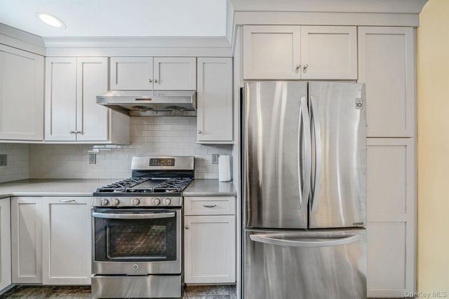 1663 Claas Avenue, Holbrook, NY 11741