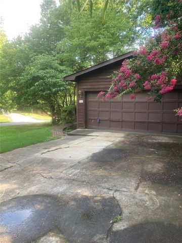 3315 Canterbury Trail, Rex, GA 30273