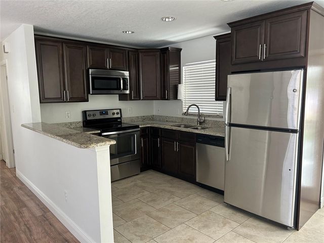 105 N SILVER CLUSTER COURT, Longwood, FL 32750