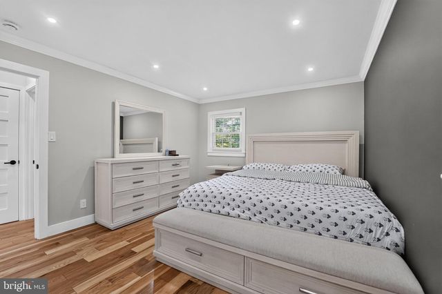 327 BEACH DR, Annapolis, MD 21403