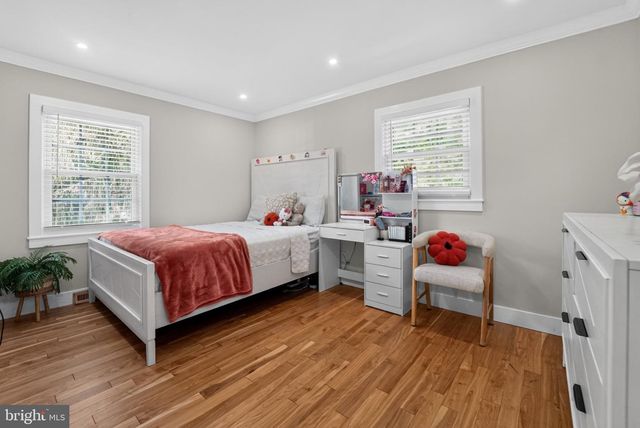 327 BEACH DR, Annapolis, MD 21403