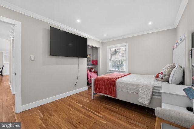 327 BEACH DR, Annapolis, MD 21403