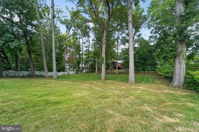 327 BEACH DR, Annapolis, MD 21403