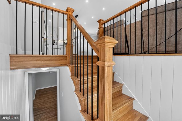 327 BEACH DR, Annapolis, MD 21403