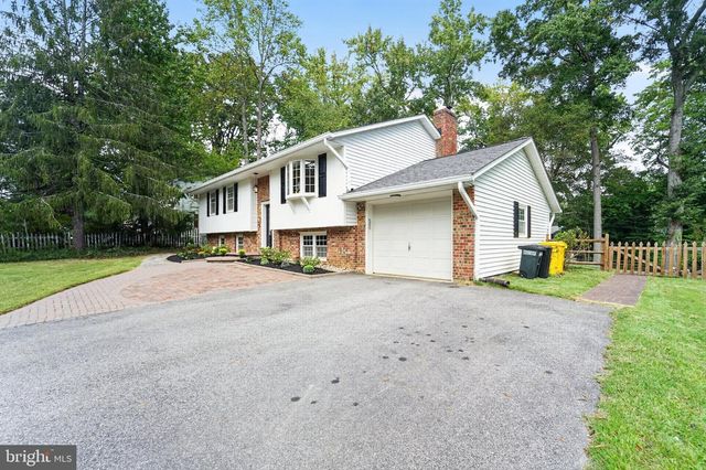 327 BEACH DR, Annapolis, MD 21403