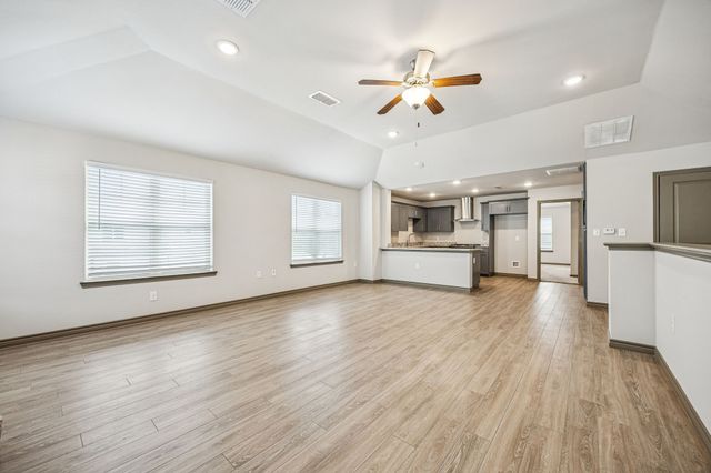 8714 Tudor Place, Dallas, TX 75228