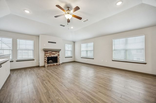 8714 Tudor Place, Dallas, TX 75228