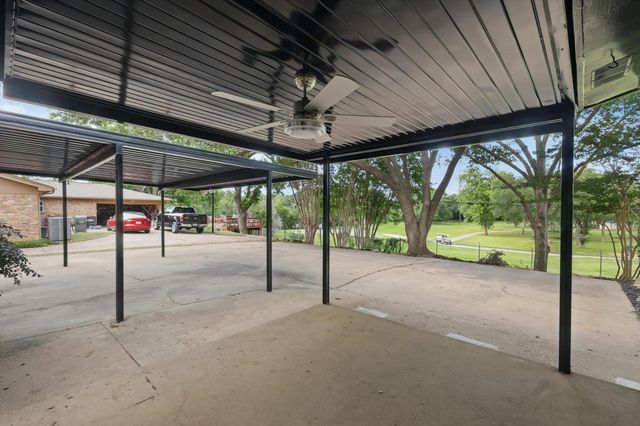 4512 Starlight Drive, Haltom City, TX 76117
