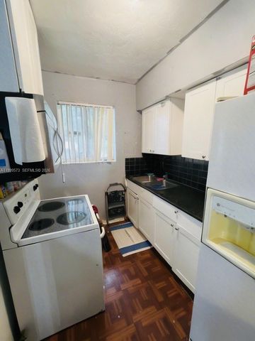 515 Golf Course Blvd, Opa-locka, FL 33054