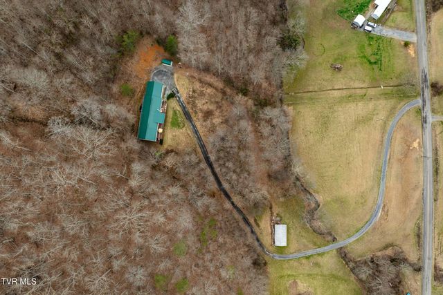 555 Butcher Valley Road, Rogersville, TN 37857