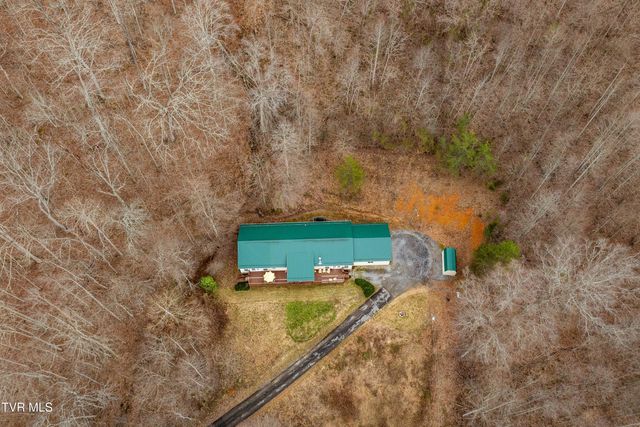 555 Butcher Valley Road, Rogersville, TN 37857