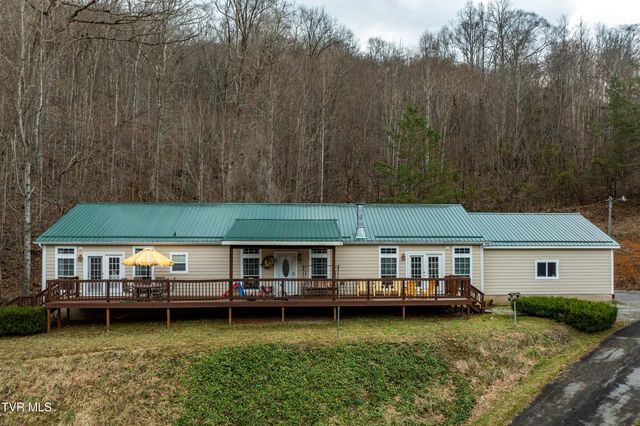 555 Butcher Valley Road, Rogersville, TN 37857