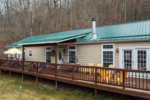 555 Butcher Valley Road, Rogersville, TN 37857