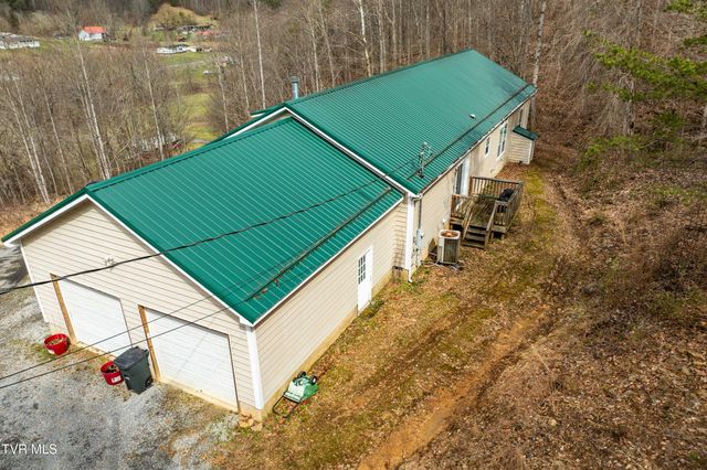 555 Butcher Valley Road, Rogersville, TN 37857