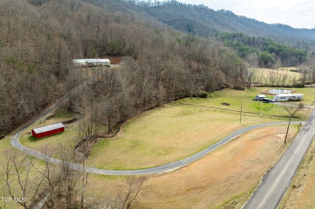 555 Butcher Valley Road, Rogersville, TN 37857