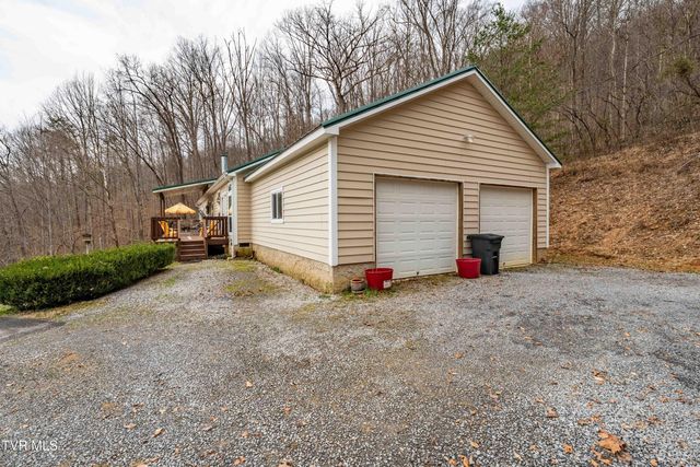 555 Butcher Valley Road, Rogersville, TN 37857