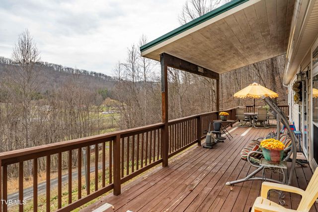 555 Butcher Valley Road, Rogersville, TN 37857